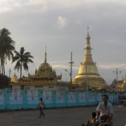 01_Yangon - Botataung Paya (8)